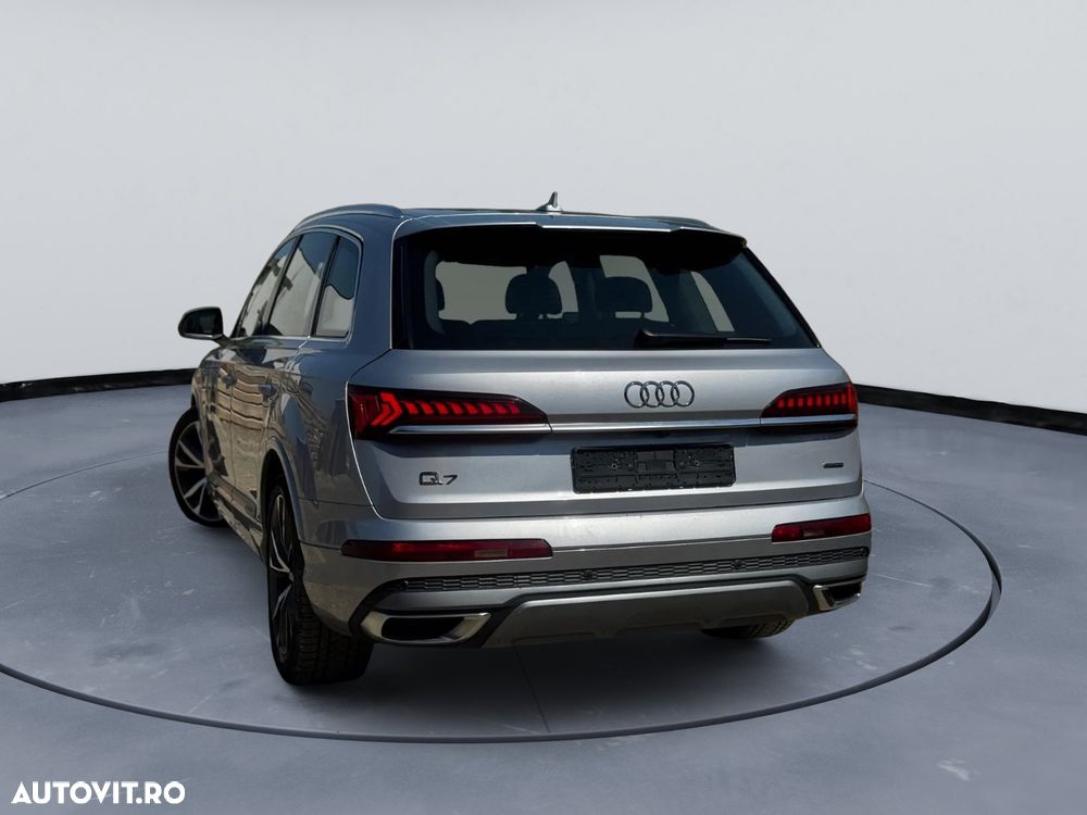 Audi Q7 55 TFSI e quattro tiptronic S line - 12