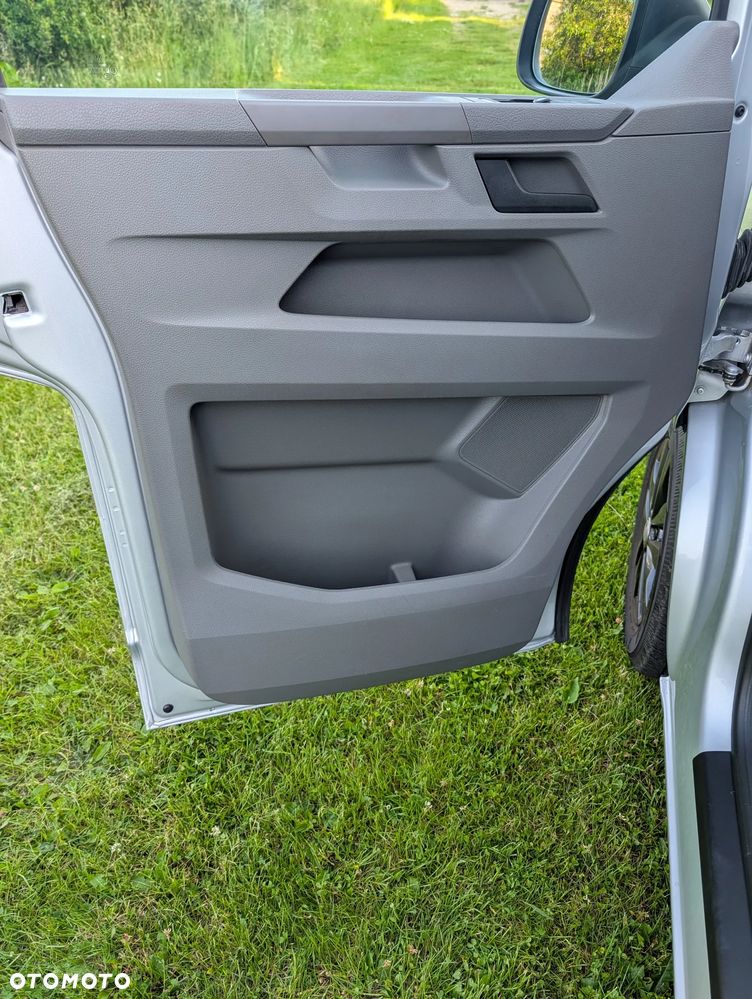 Volkswagen Transporter - 8