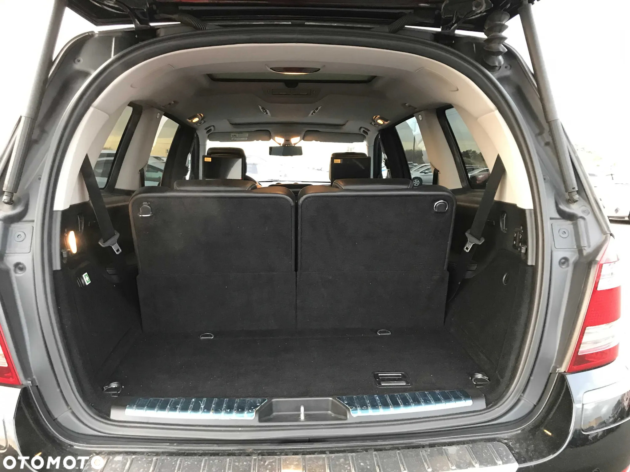 Mercedes-Benz GL 500 - 10