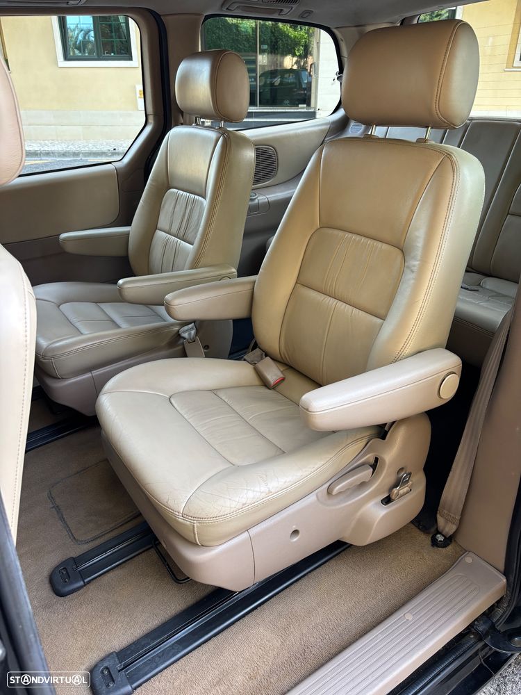 Kia Carnival 2.9 TDi LS Top - 14