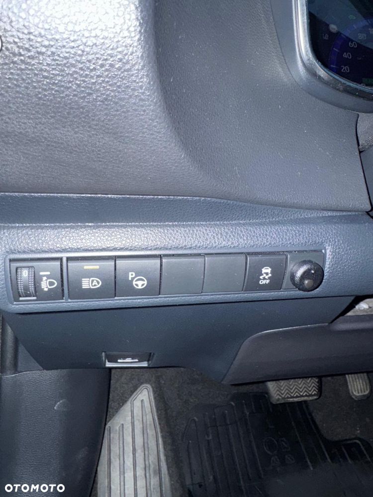 Toyota Corolla 1.8 Hybrid Comfort - 10