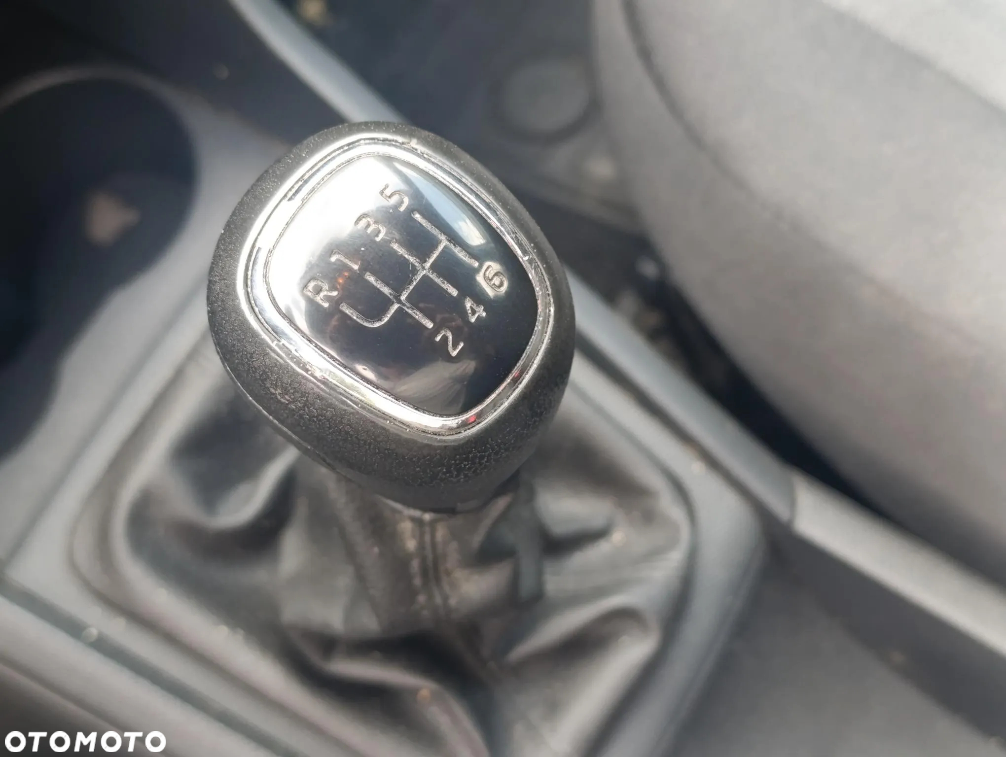 Skoda RAPID 1.2 TSI Ambition - 9