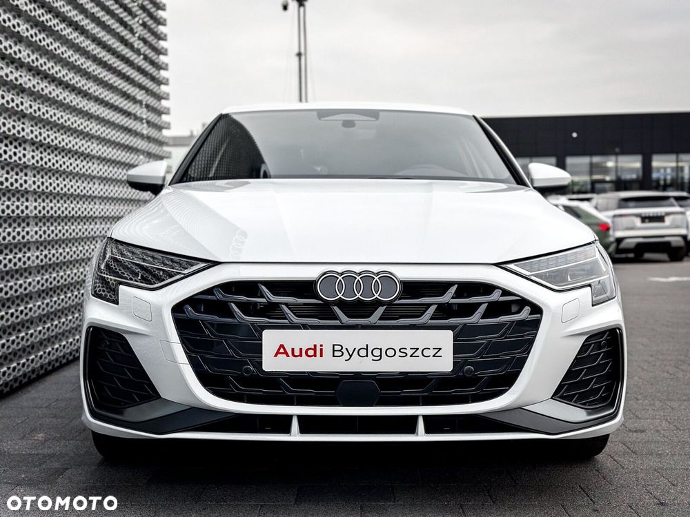 Audi A3 Sportback - 11