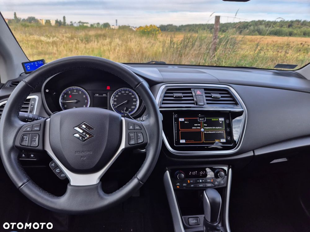 Suzuki SX4 - 10