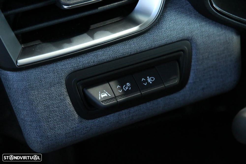 Renault Clio 1.0 TCe Techno Bi-Fuel - 11