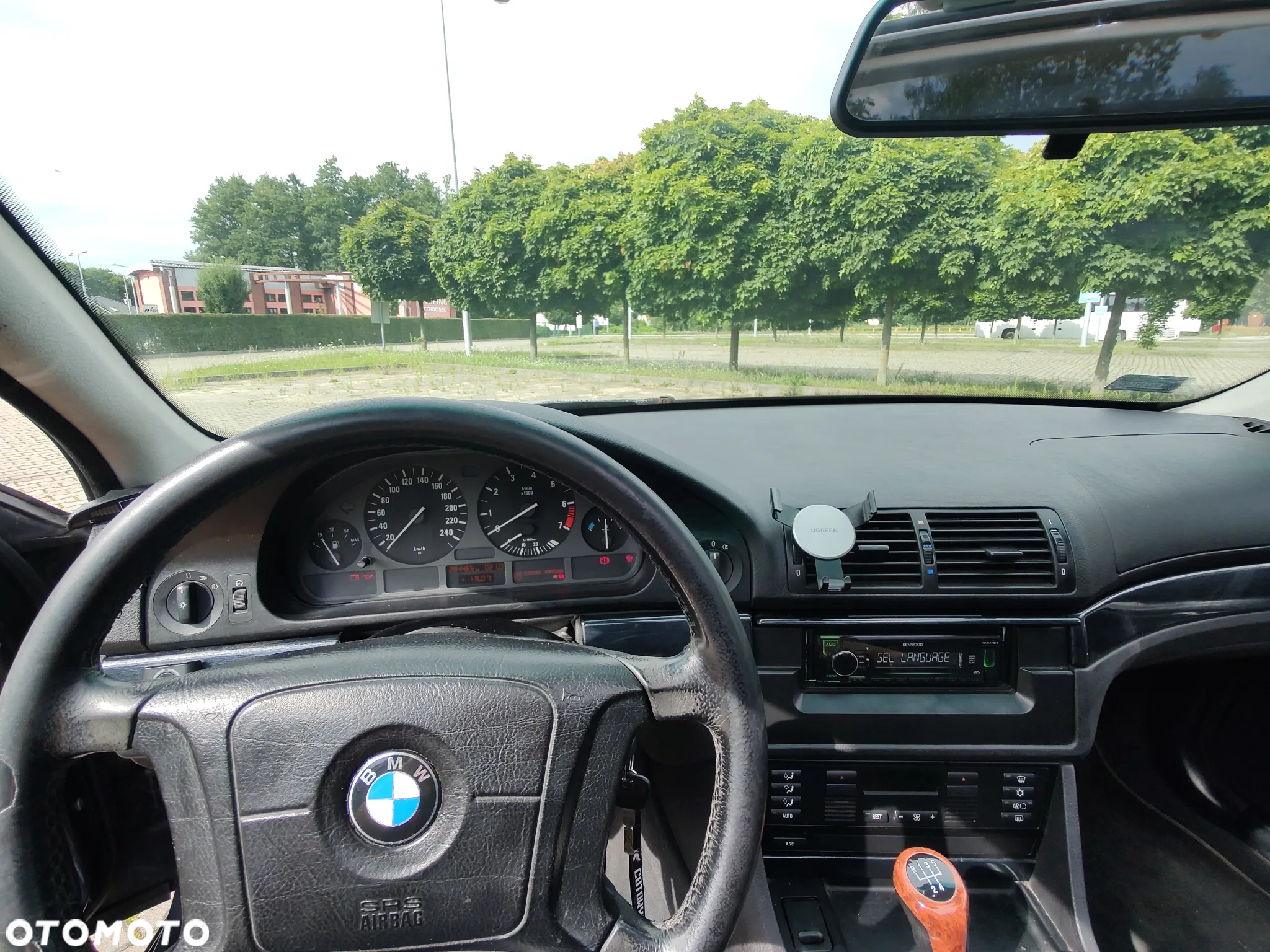 BMW Seria 5 520i - 17