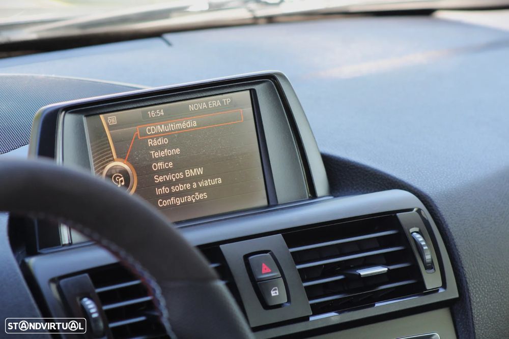 BMW 218 d Coupe Line Sport - 23