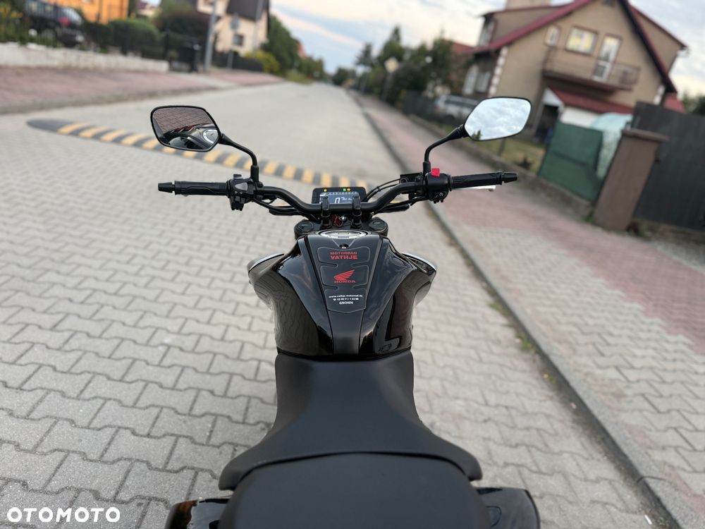 Honda CB - 19