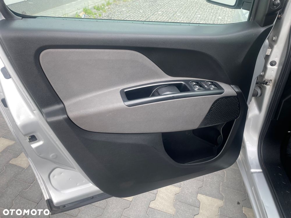Fiat Doblo - 26