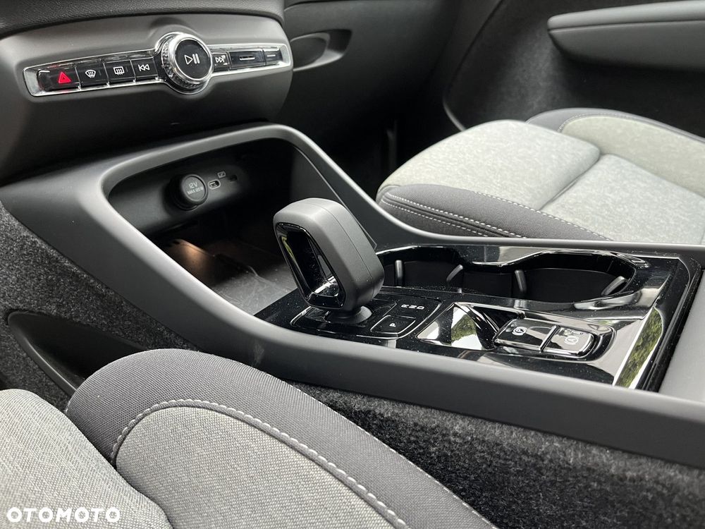 Volvo XC 40 - 15