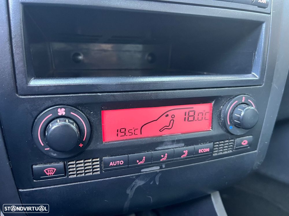 Seat Ibiza 1.4 TDI SPORT - 13