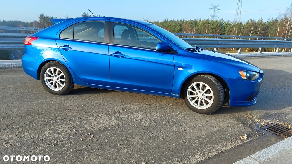 Mitsubishi Lancer - 2