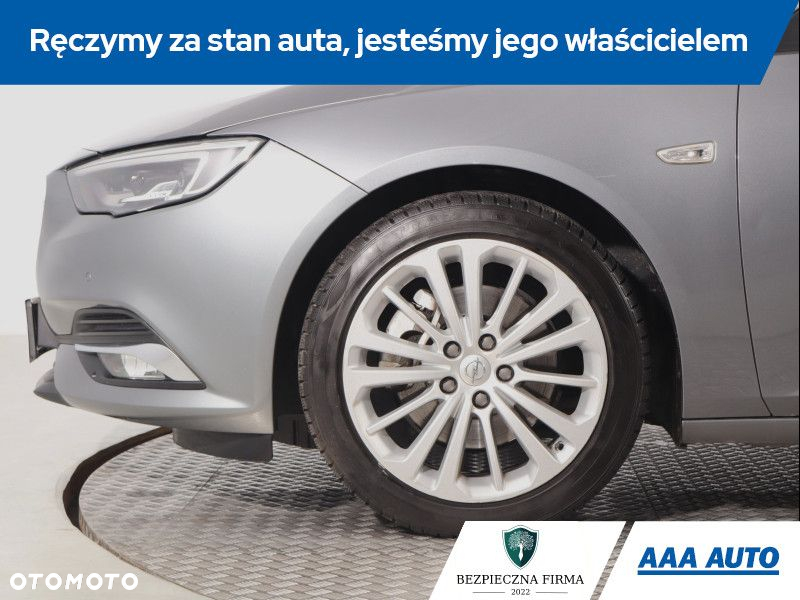 Opel Insignia - 16