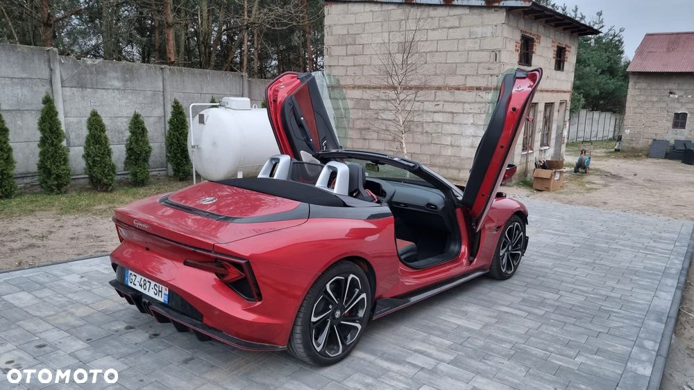 MG Cyberster 77kWh RWD Czarny Dach - 1