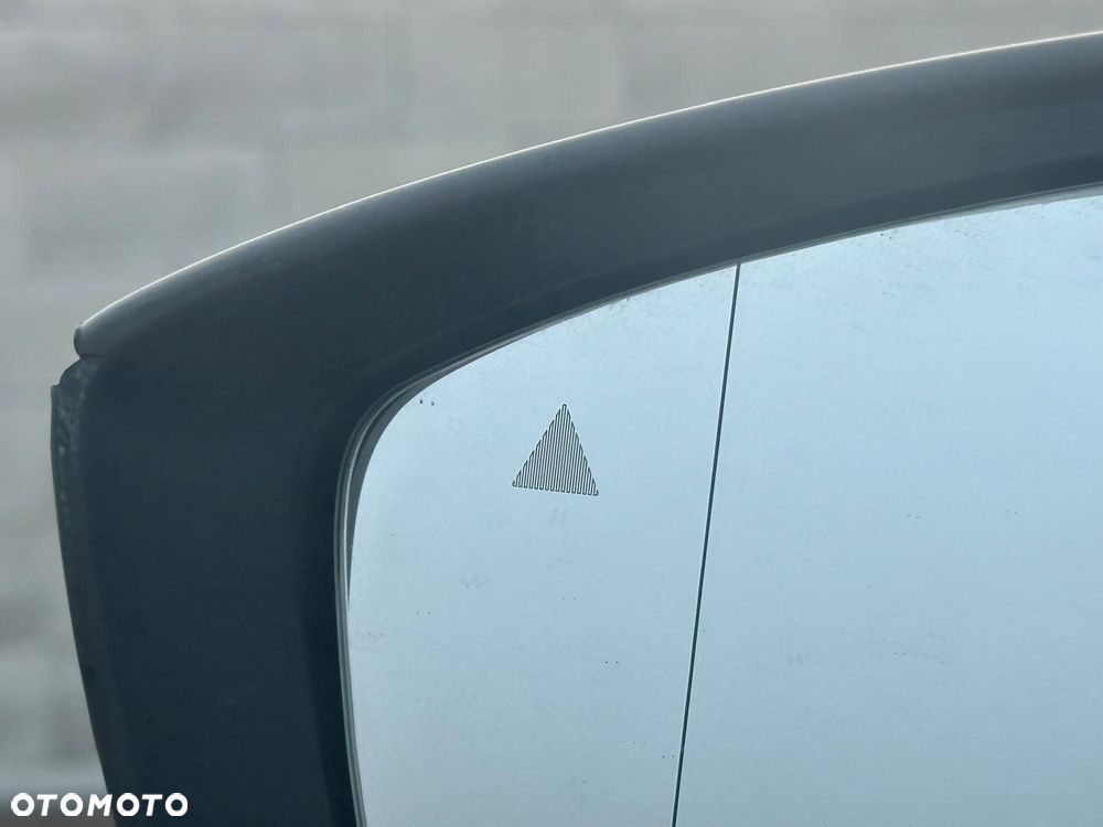 Mazda CX-30 SKYACTIV-G 2.0 M-Hybrid 150 SELECTION - 23