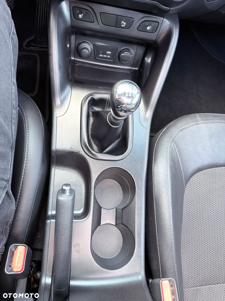 Hyundai ix35 - 31