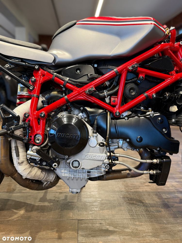 Ducati 999 - 18
