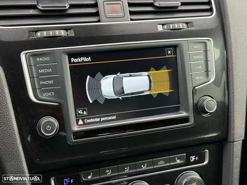 VW Golf 2.0 TDi GTD DSG - 21