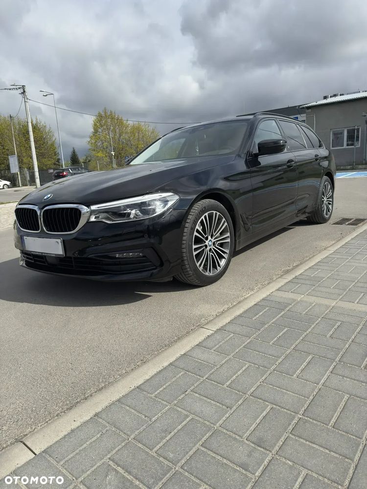 BMW Seria 5 540d xDrive Sport Line - 4