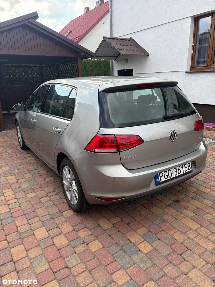 Volkswagen Golf 1.6 TDI Comfortline - 5