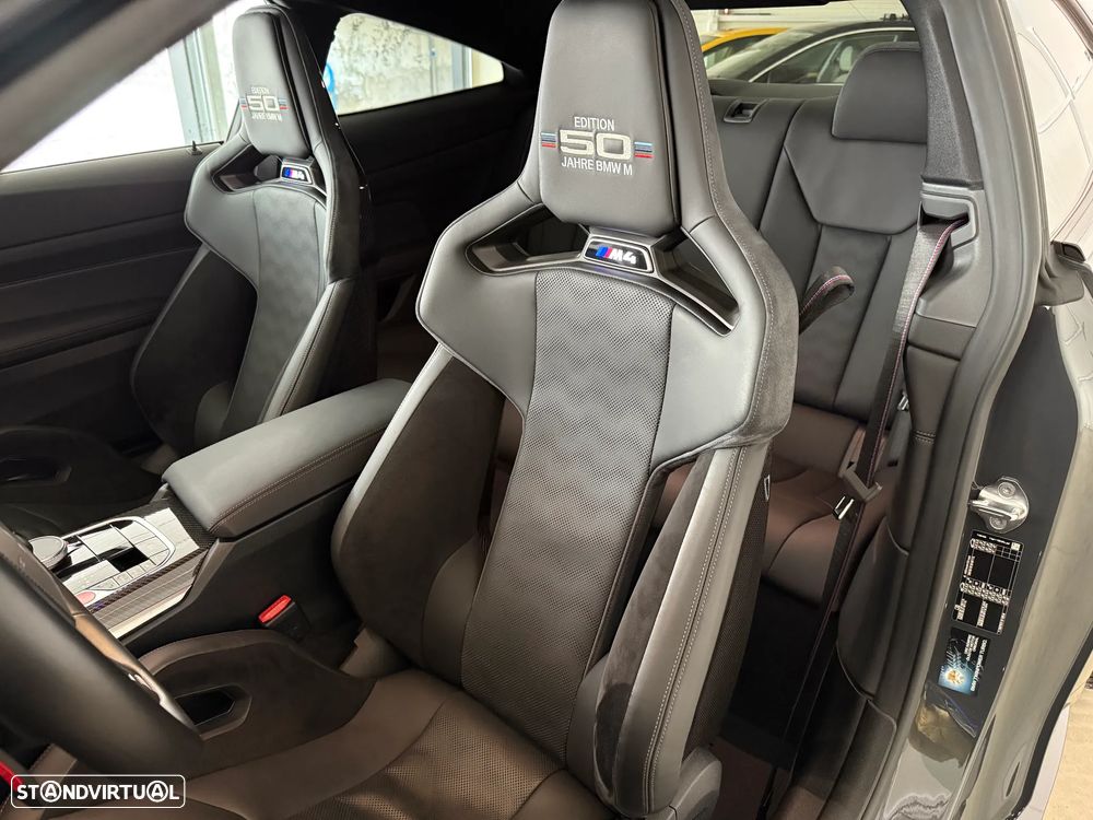 BMW M4 Competition Pack 50 anos M - 35