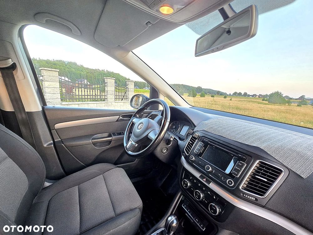 Volkswagen Sharan 2.0 TDI Comfortline DSG - 11
