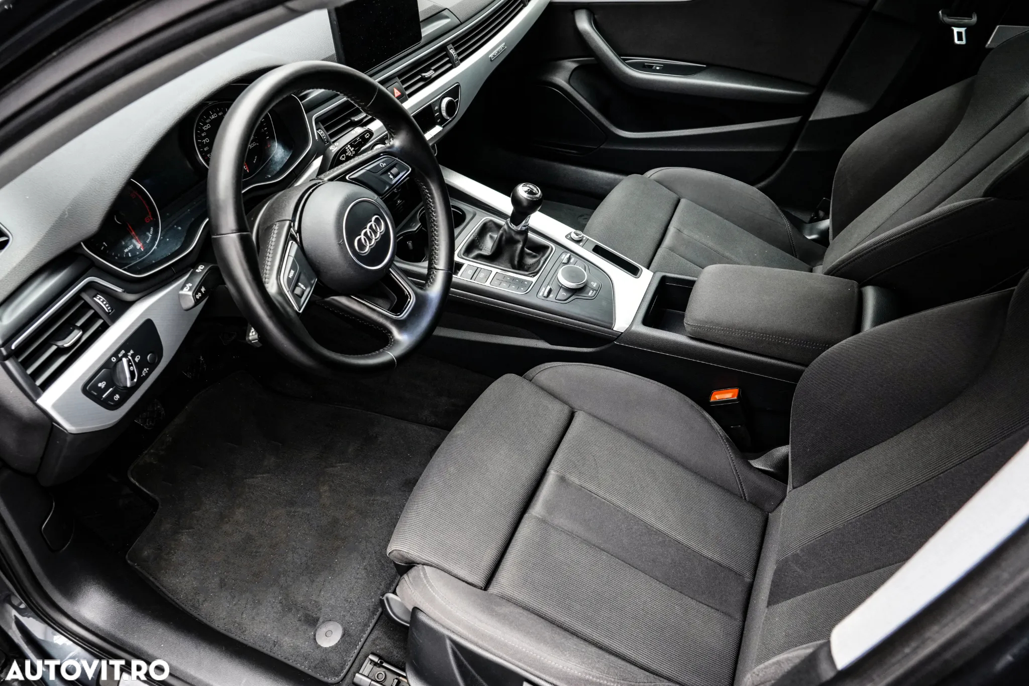 Audi A4 Avant 2.0 TDI ultra Sport - 12