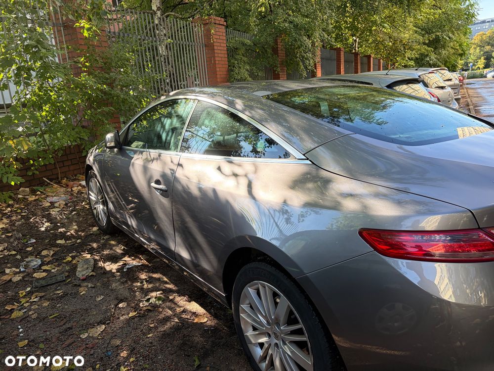 Renault Laguna 3.0 dCi V6 FAP GT - 5