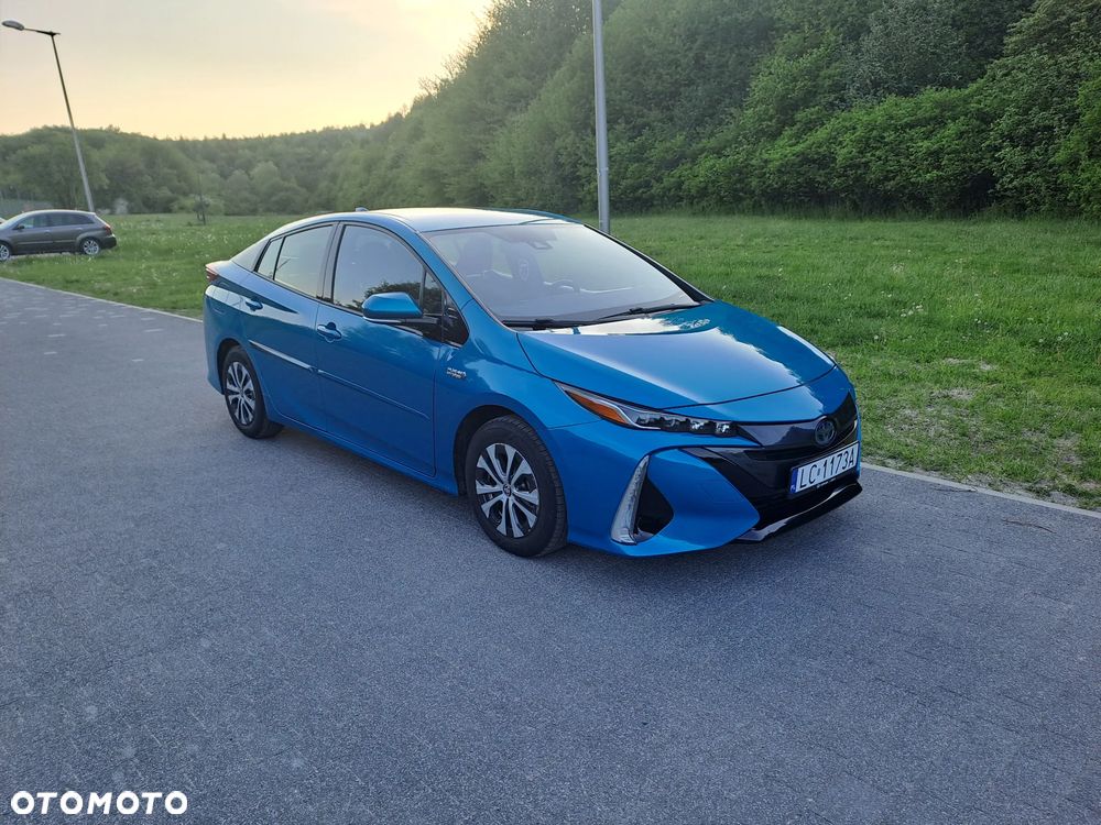 Toyota Prius 1.8 HSD Premium - 8