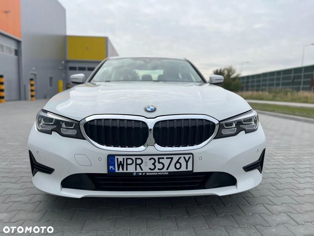 BMW Seria 3 318d Advantage - 3