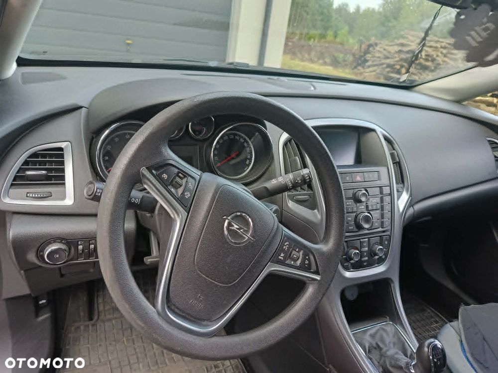 Opel Astra - 4