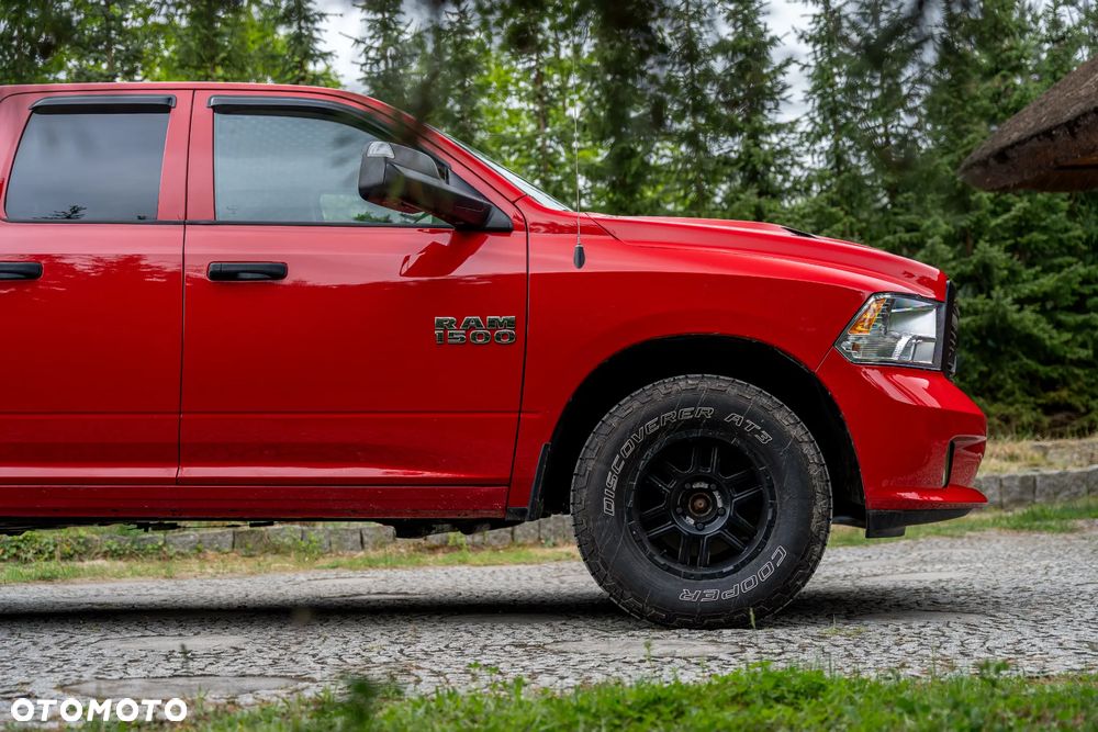 RAM 1500 Quad Cab Sport - 19