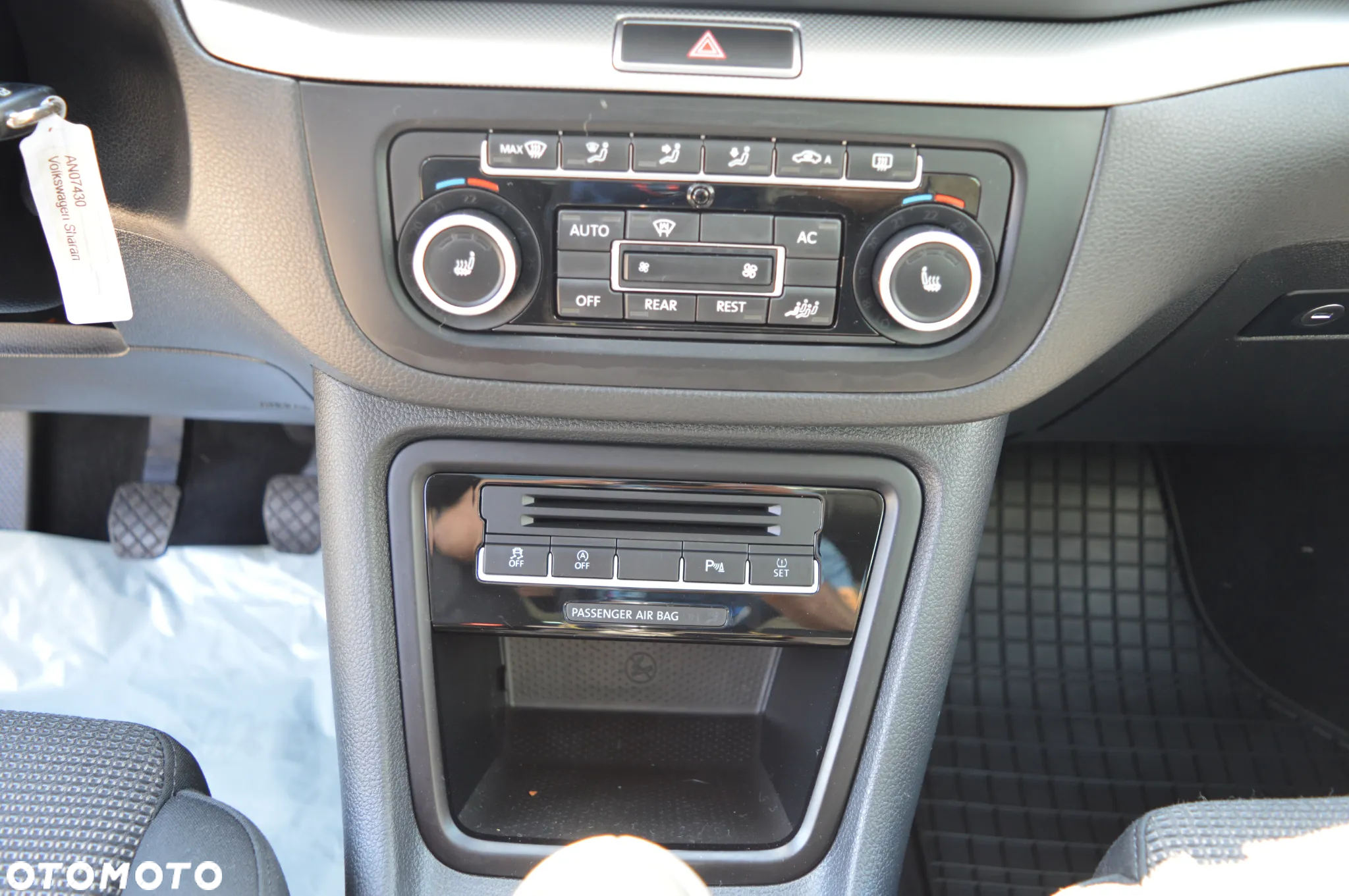 Volkswagen Sharan 2.0 TDI BlueMotion Technology Comfortline - 16