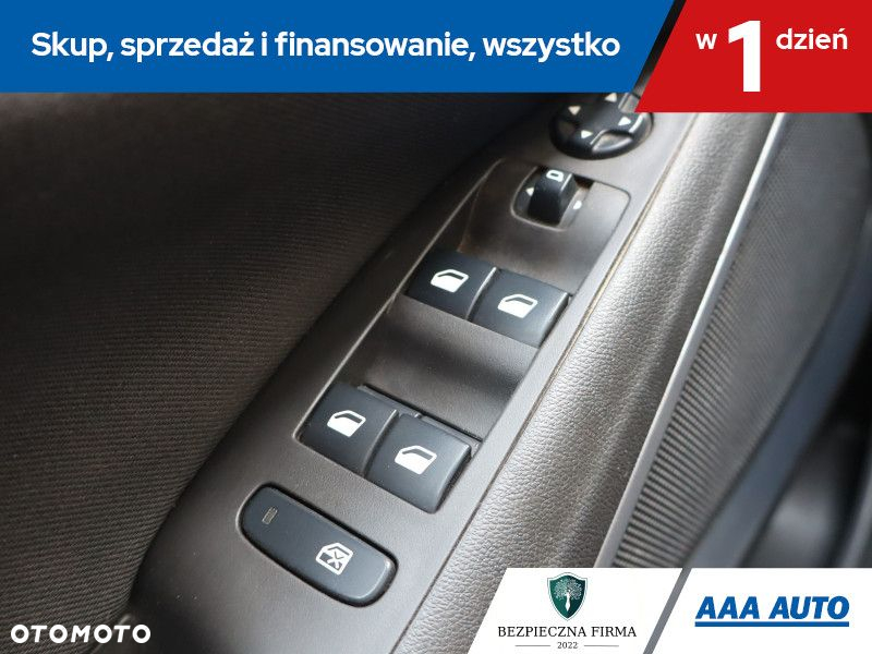 Opel Crossland X - 17