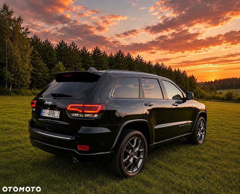 Jeep Grand Cherokee - 9