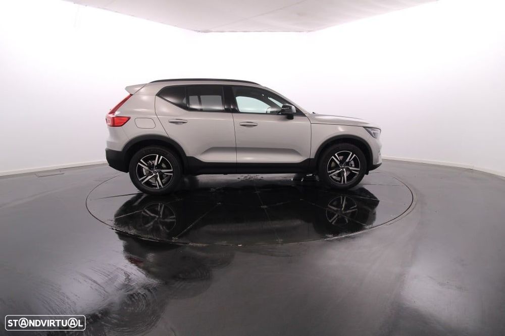 Volvo XC 40 2.0 B3 Plus Dark - 10