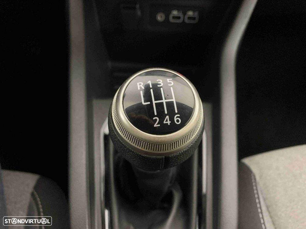 Renault Clio 1.0 TCe Evolution Bi-Fuel - 10