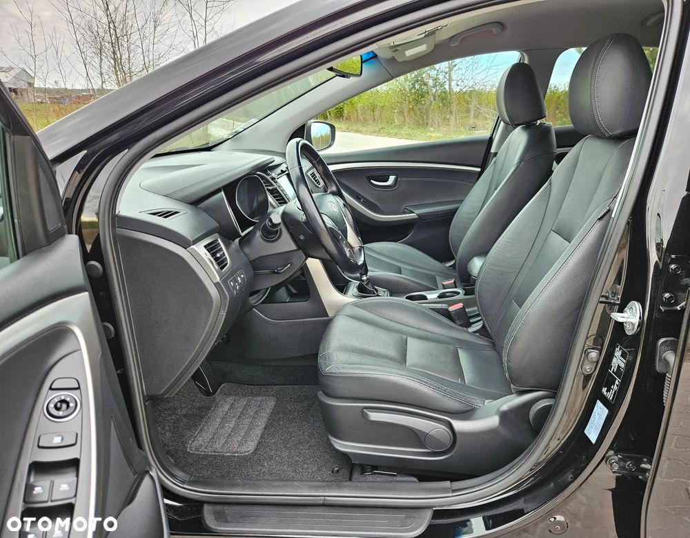Hyundai i30 1.6 CRDi BlueDrive Premium - 15