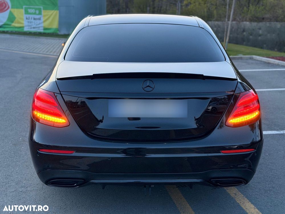 Mercedes-Benz E 220 d 9G-TRONIC AMG Line - 20