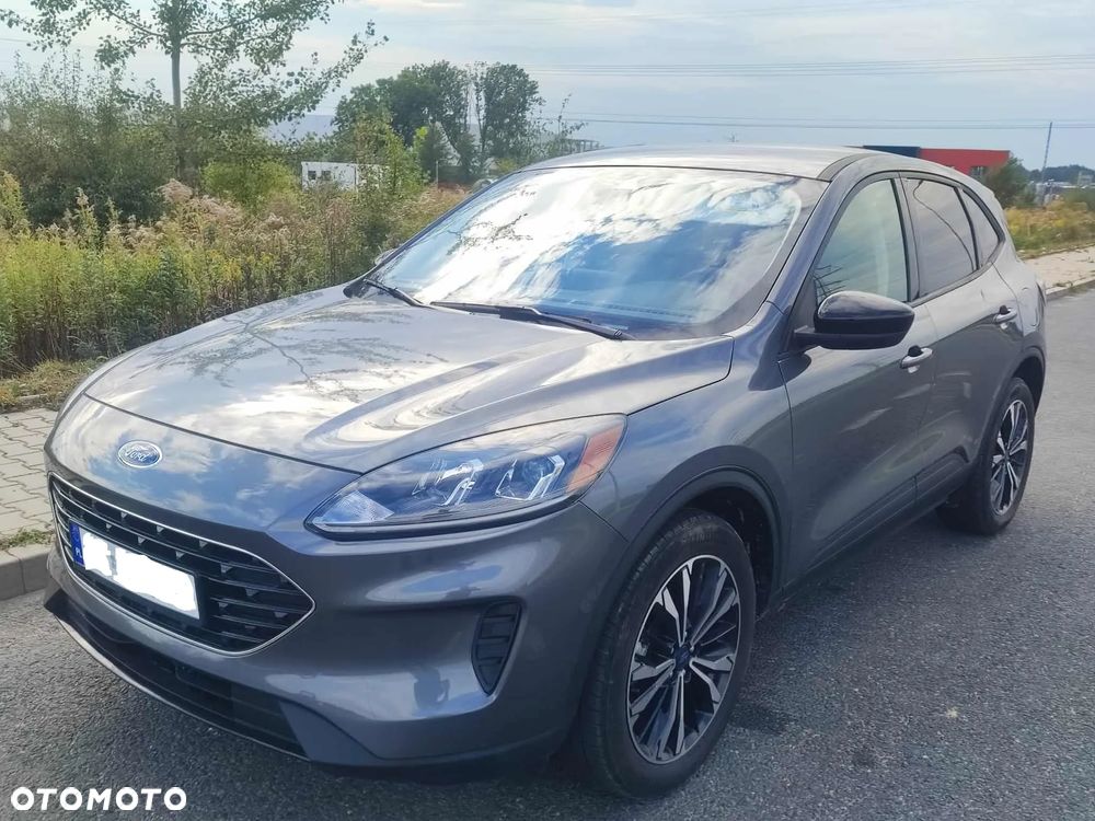 Ford Kuga - 2