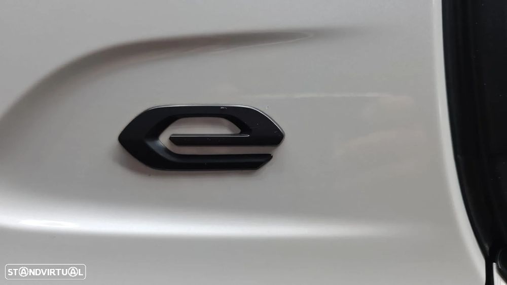 Peugeot e-208 50 kWh Active Pack - 9