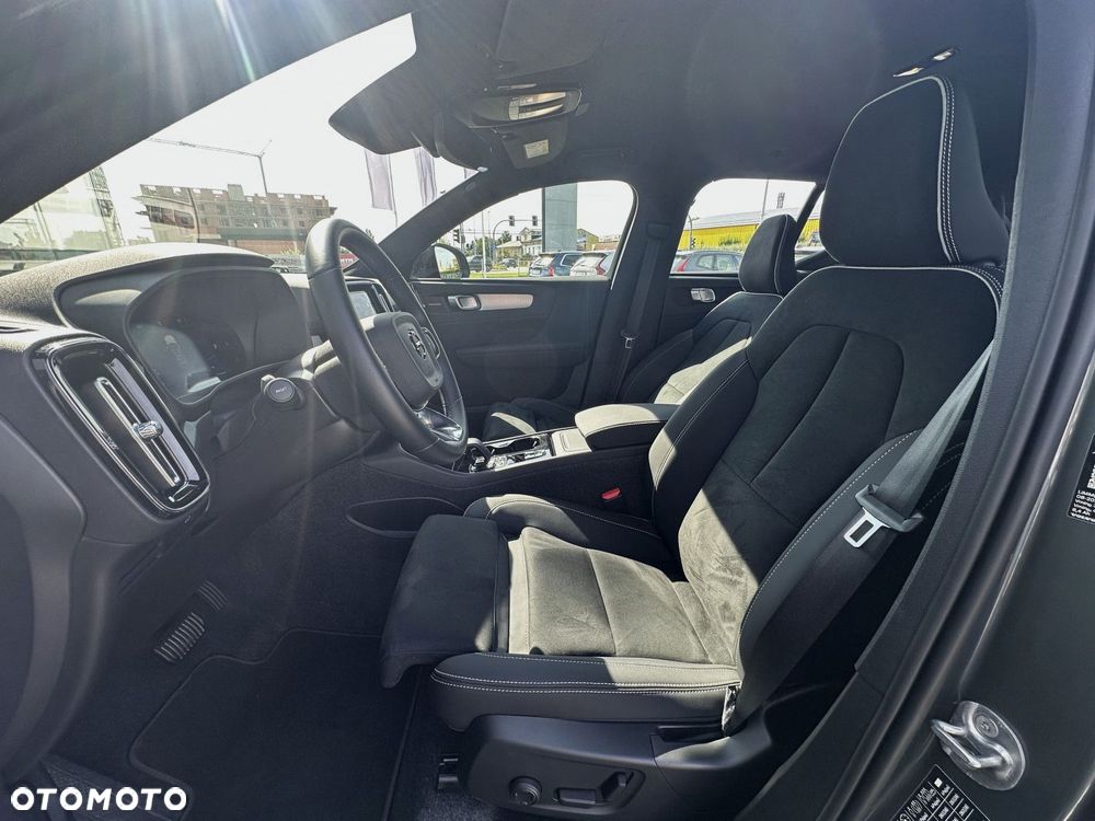 Volvo XC 40 - 29