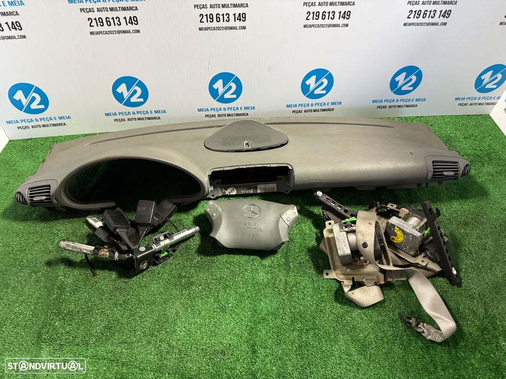 Kit Air Bags Mercedes W203 em cinzento - 2