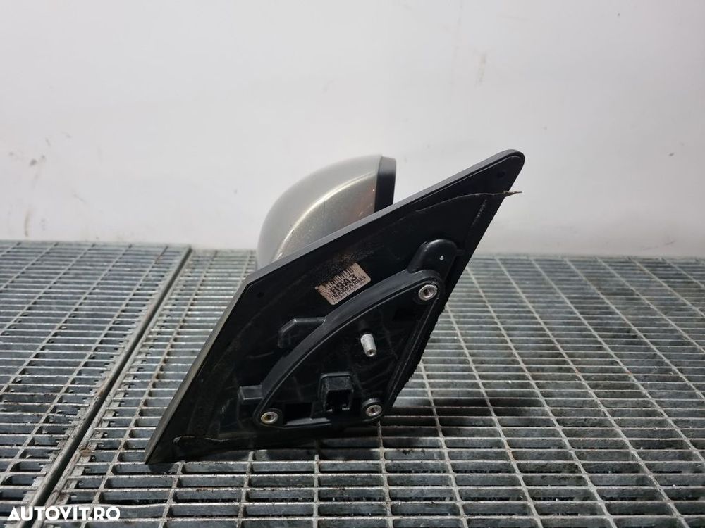 Oglinda dreapta Hyundai IX35 2010 - 2019 4 Usi Chalk White A3 (1491) Cu rabatare electrică - 2