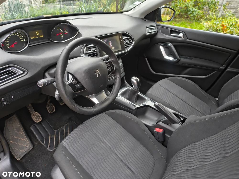 Peugeot 308 - 11