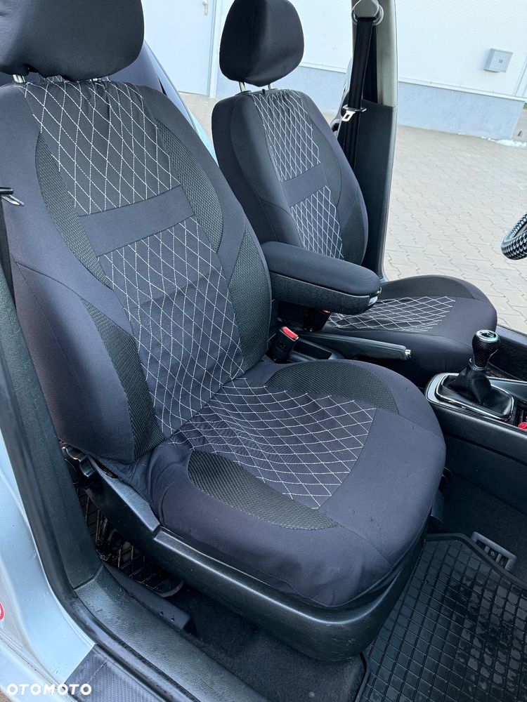 Volkswagen Golf 1.9 TDI Comfortline - 27