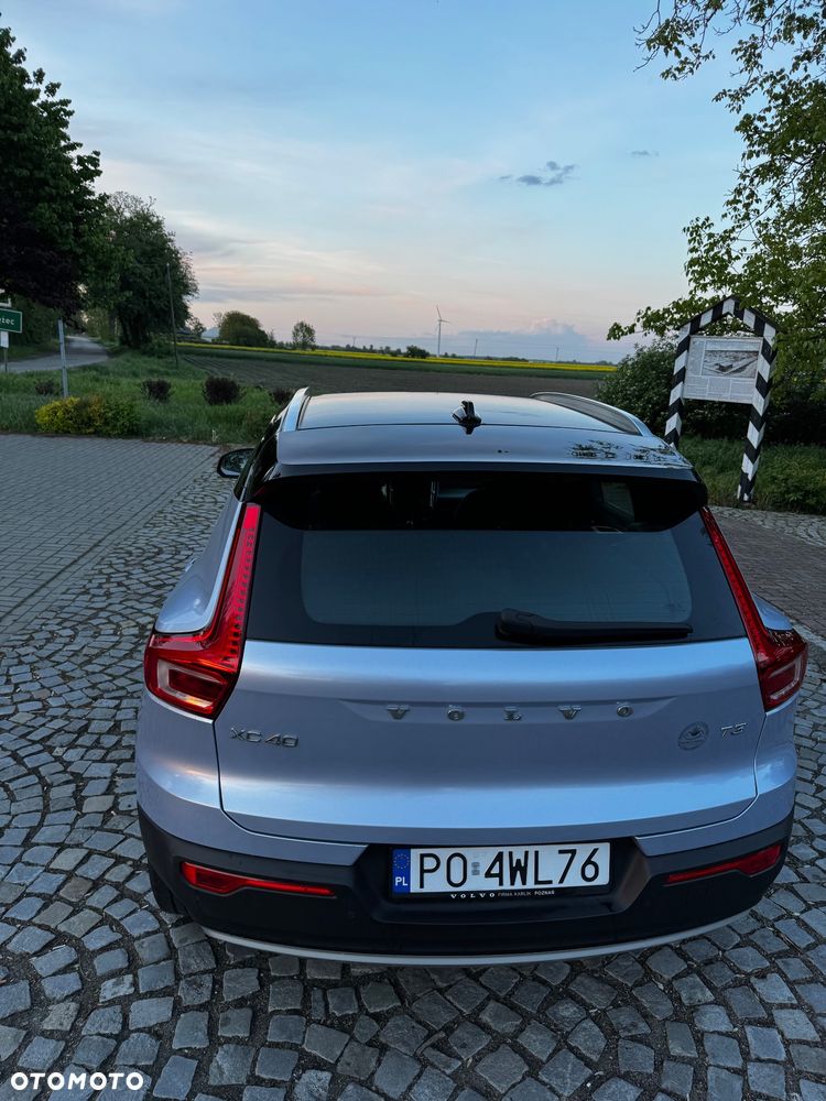 Volvo XC 40 T3 Momentum - 3