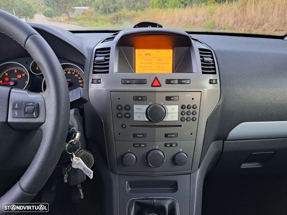 Opel Zafira 1.9 CDTI Cosmo - 19