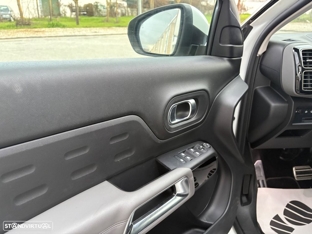 Citroën C5 Aircross 1.6 Hybrid Shine e-EAT8 - 8