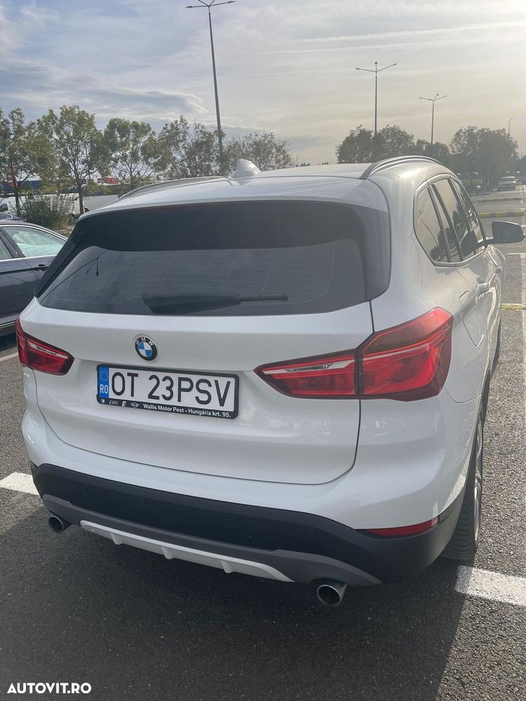 BMW X1 xDrive20d Standard - 3